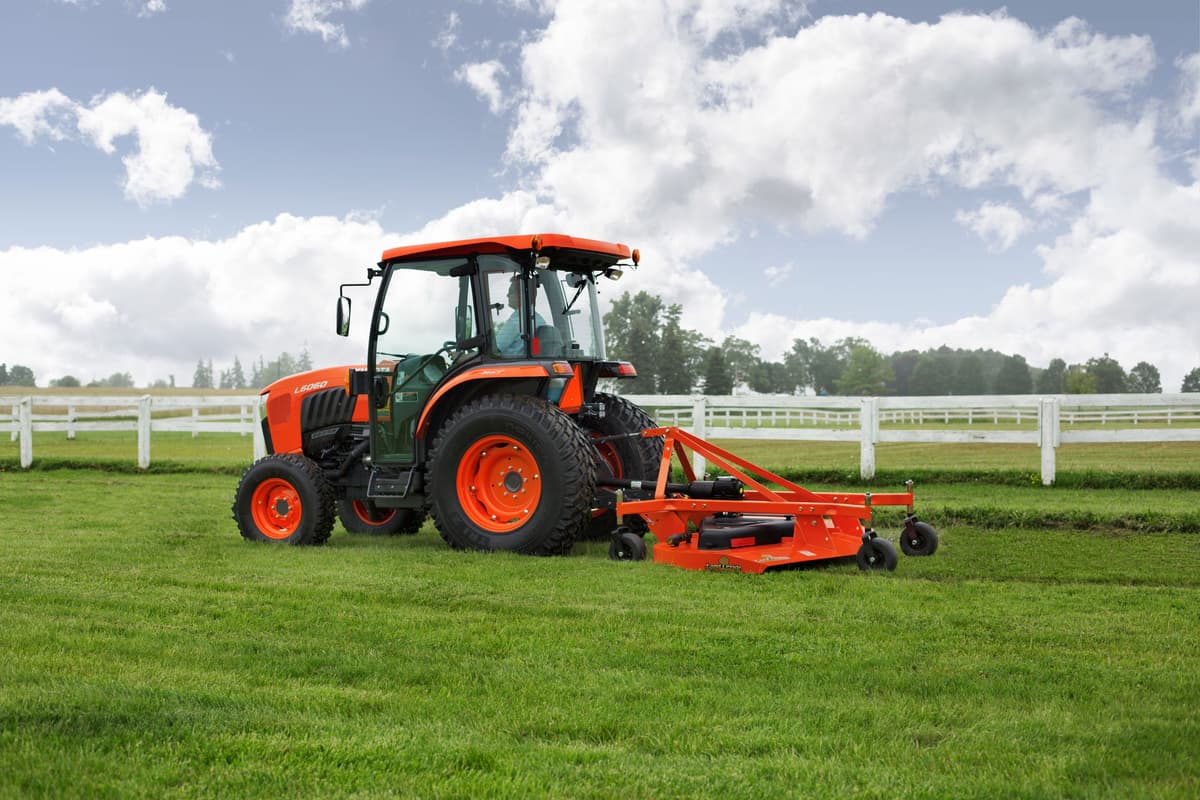FDR25 SERIES GROOMING MOWERS